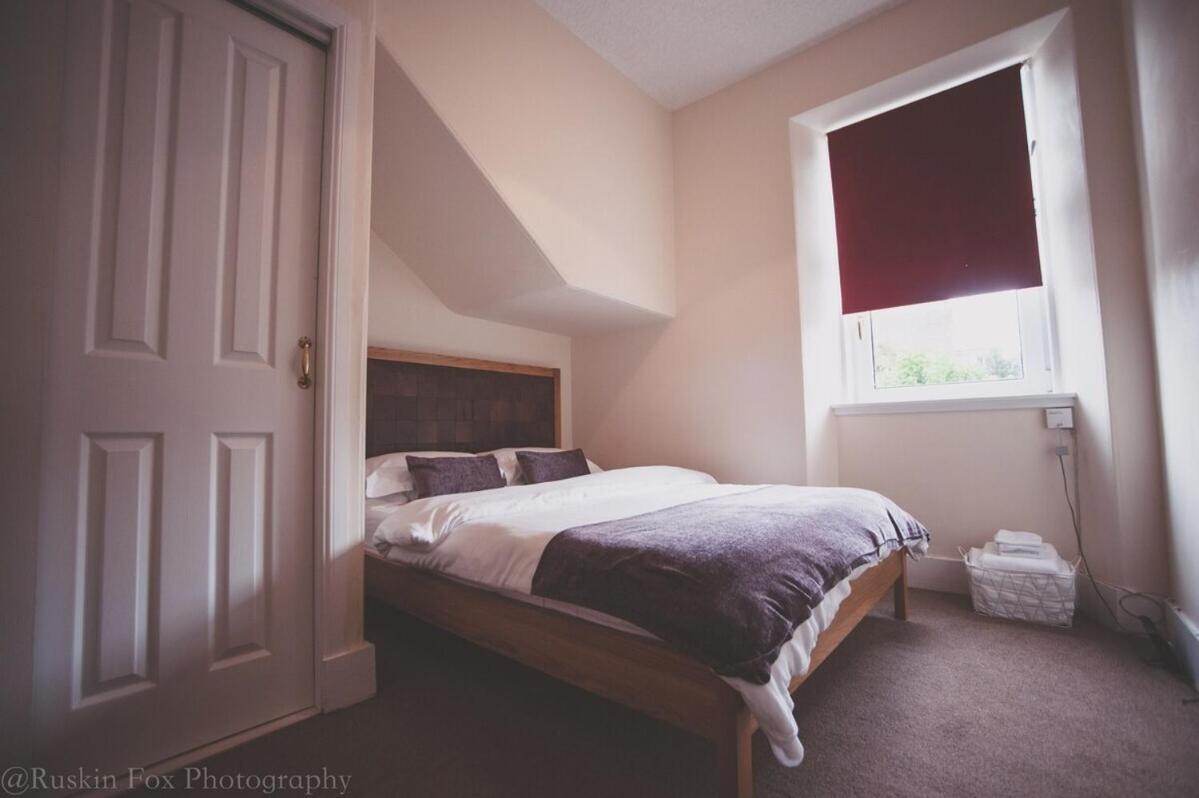 Stylish And Spacious Two Bed In Aberdeen'S West End Kültér fotó