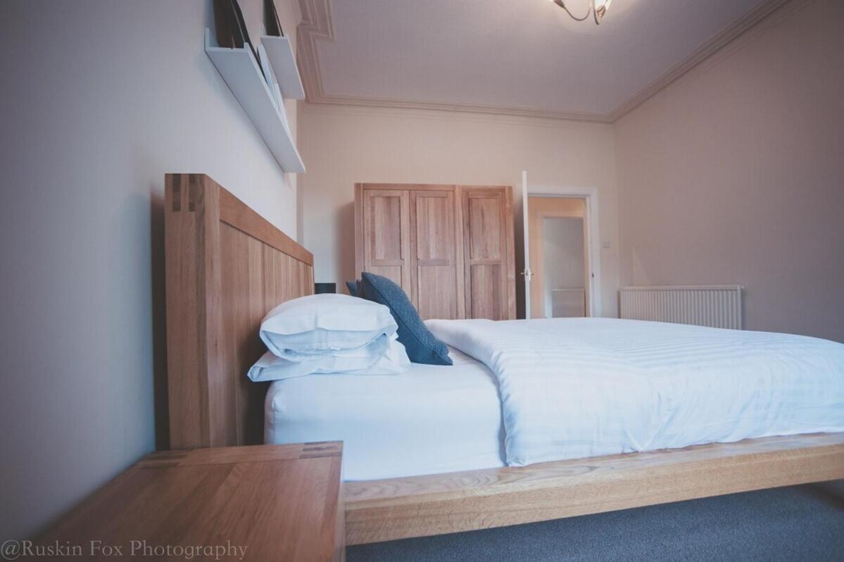 Stylish And Spacious Two Bed In Aberdeen'S West End Kültér fotó